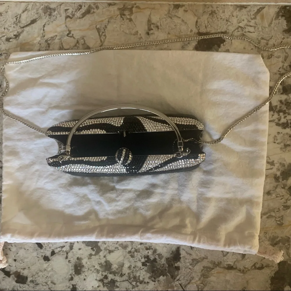 Isabella Adams Swarowski Clutch - Picture 3 of 5